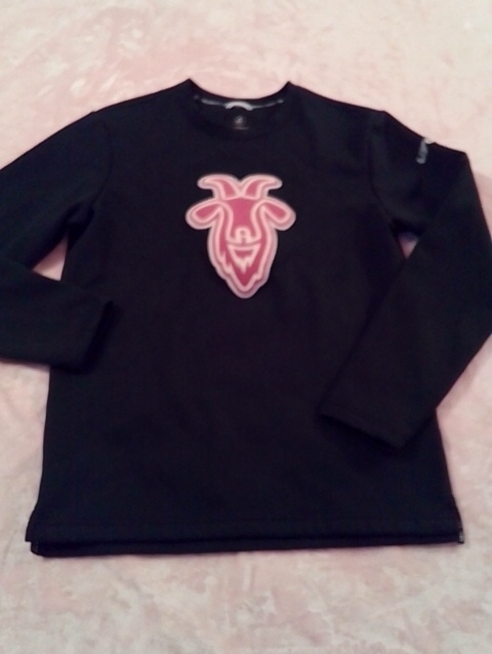 Swannies.Co Black Long-Sleeve Top with Pink Goat Patch Golf Wear, Size M